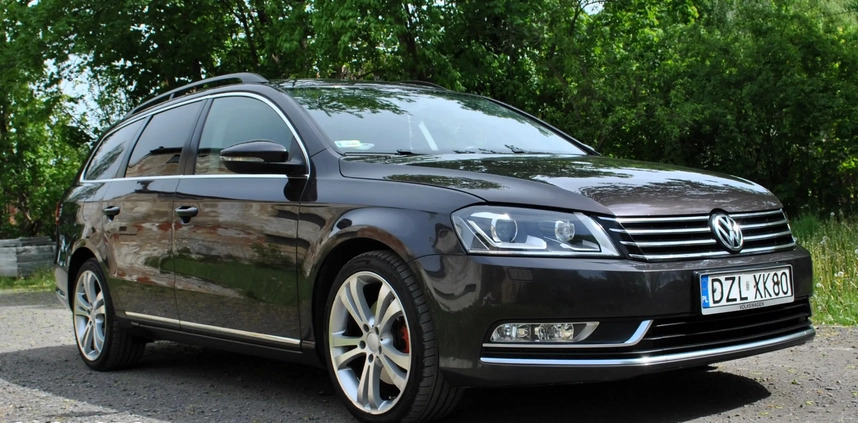 Volkswagen Passat cena 38700 przebieg: 312295, rok produkcji 2011 z Złotoryja małe 742